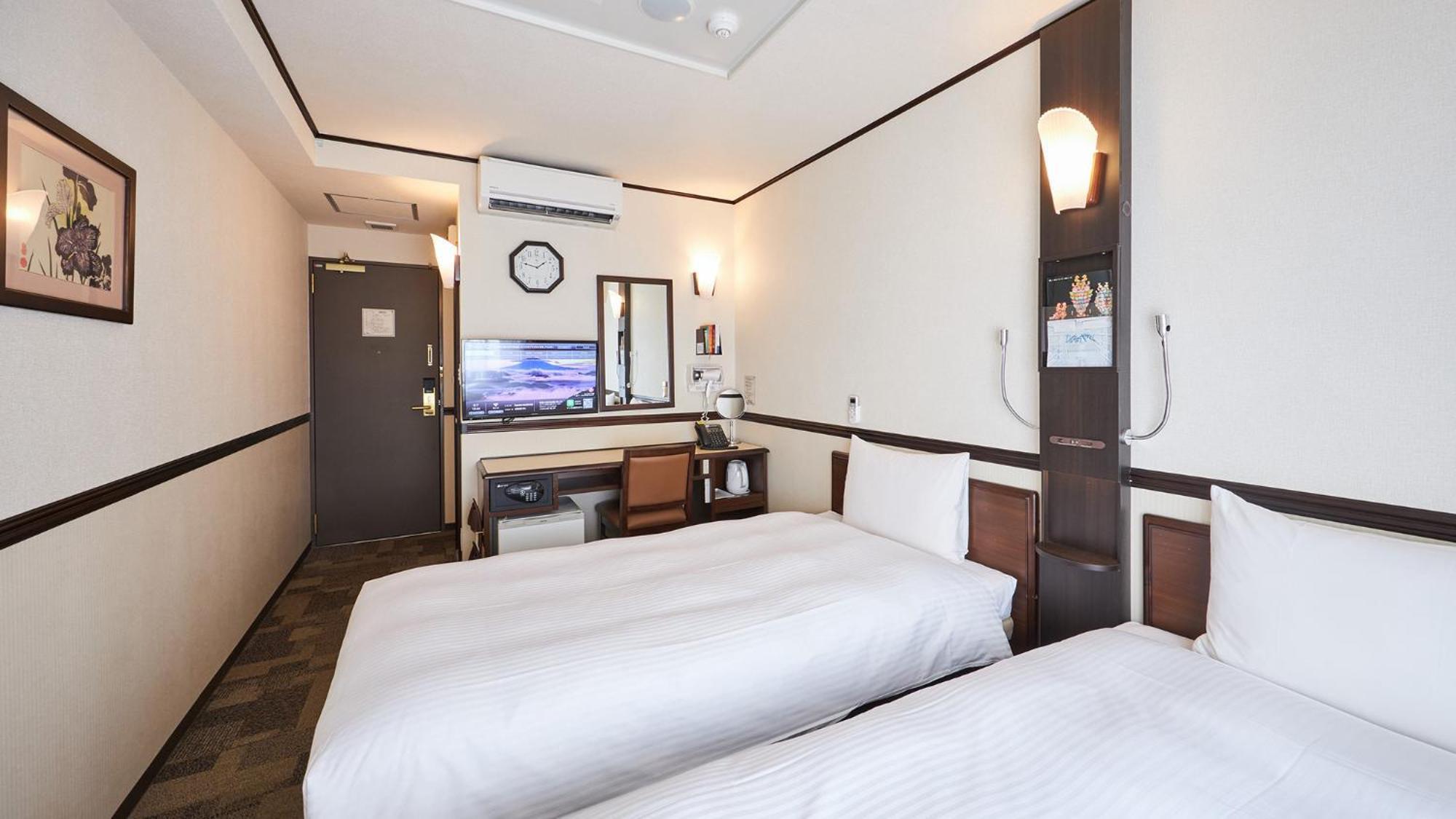 Toyoko Inn Kintetsu Yokkaichi Eki Kita Guchi Room photo
